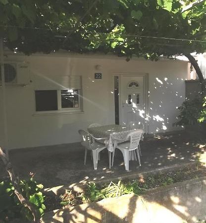 Sobe I Apartmani Marovic Petrovac Exterior photo